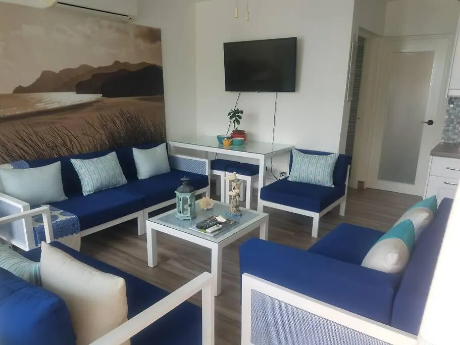 Playa Juan Dolio, Rd-Acceso Privado A La Playa Justo Al Frente En 1Ra Linea, Areas Sociales, Bbq, Piscina, Gazebos-Parqueo-Wifi-Netflix-Al Lado De Minimarket, Restaurantes, Bares, Tiendas, Clubes De Playa, Campos De Golf, Bancos Comerciales Y Mas Guayacanes