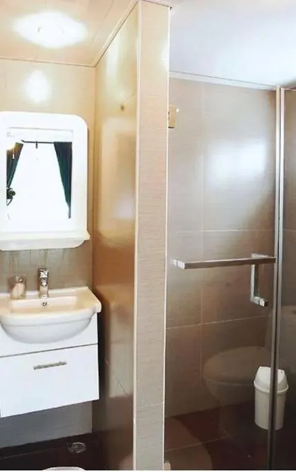 Playa Juan Dolio, Rd-Acceso Privado A La Playa Justo Al Frente En 1Ra Linea, Areas Sociales, Bbq, Piscina, Gazebos-Parqueo-Wifi-Netflix-Al Lado De Minimarket, Restaurantes, Bares, Tiendas, Clubes De Playa, Campos De Golf, Bancos Comerciales Y Mas Guayacanes Apartamento