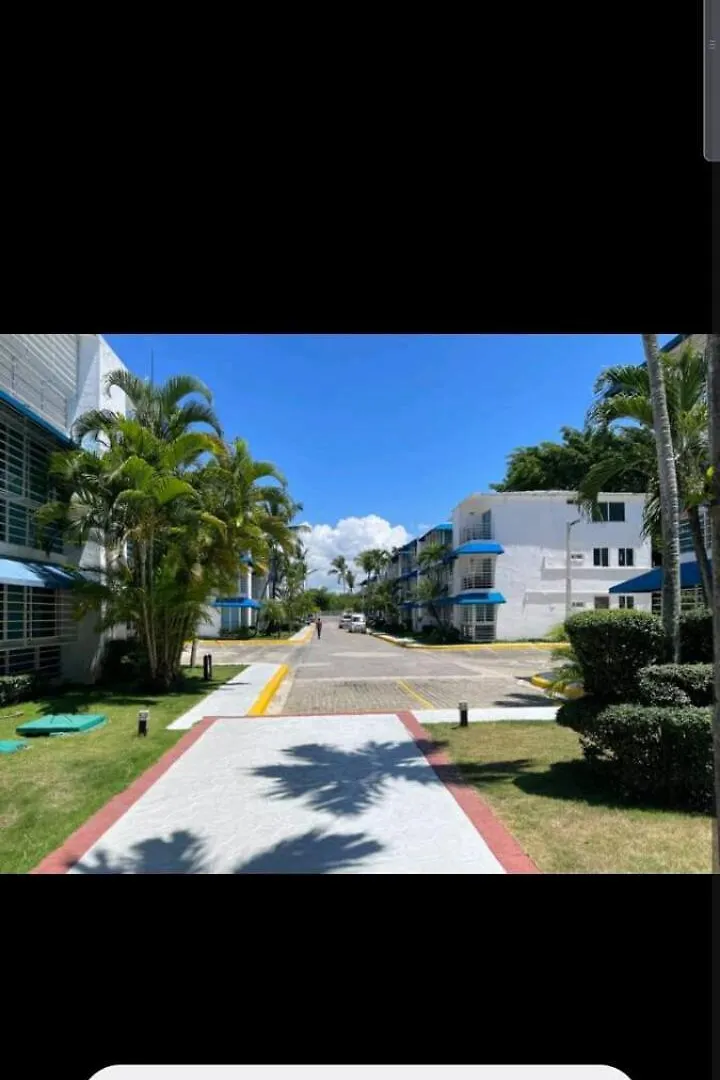 Apartamento Playa Juan Dolio, Rd-Acceso Privado A La Playa Justo Al Frente En 1Ra Linea, Areas Sociales, Bbq, Piscina, Gazebos-Parqueo-Wifi-Netflix-Al Lado De Minimarket, Restaurantes, Bares, Tiendas, Clubes De Playa, Campos De Golf, Bancos Comerciales Y Mas Guayacanes República Dominicana