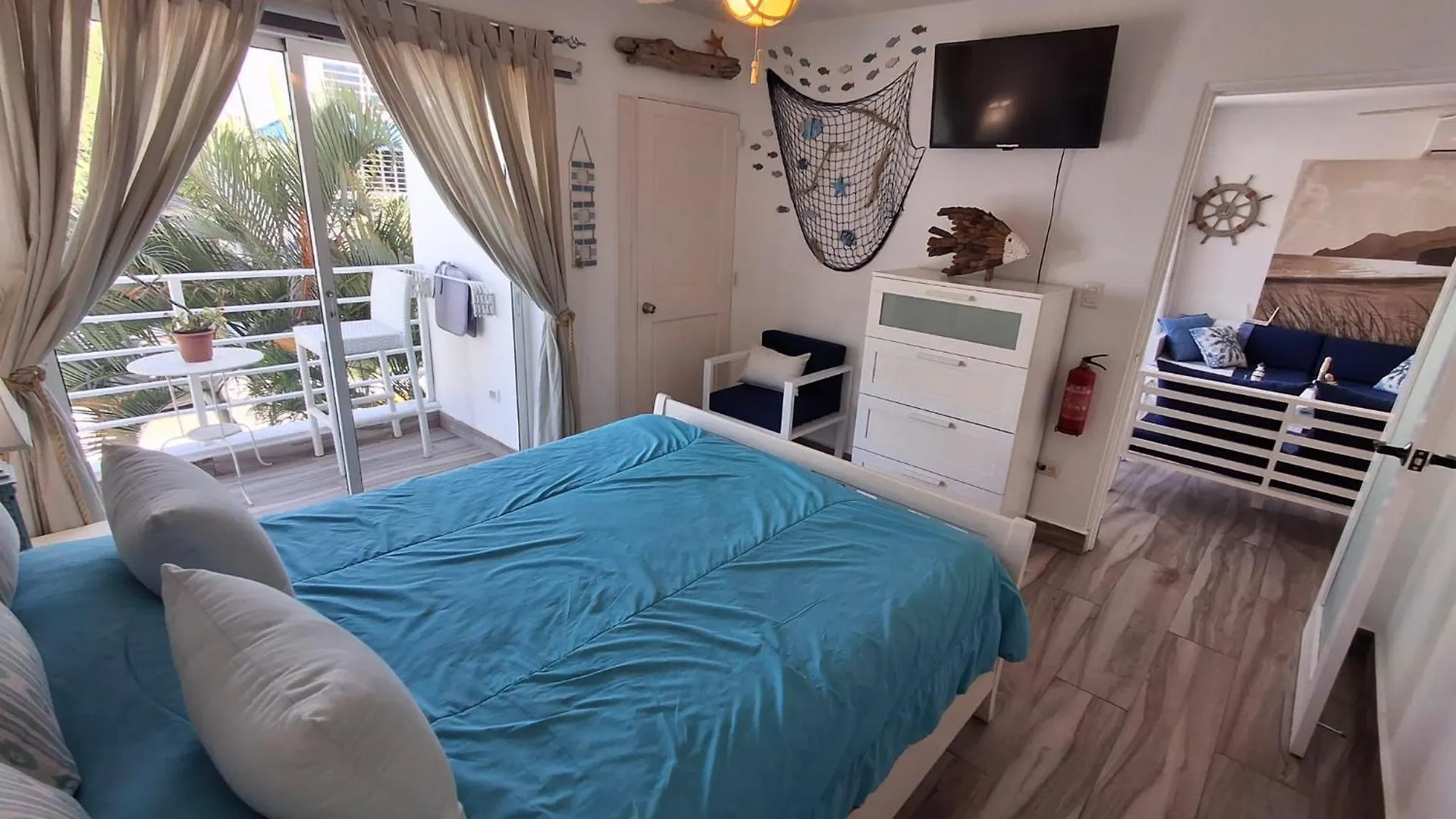Playa Juan Dolio, Rd-Acceso Privado A La Playa Justo Al Frente En 1Ra Linea, Areas Sociales, Bbq, Piscina, Gazebos-Parqueo-Wifi-Netflix-Al Lado De Minimarket, Restaurantes, Bares, Tiendas, Clubes De Playa, Campos De Golf, Bancos Comerciales Y Mas Guayacanes