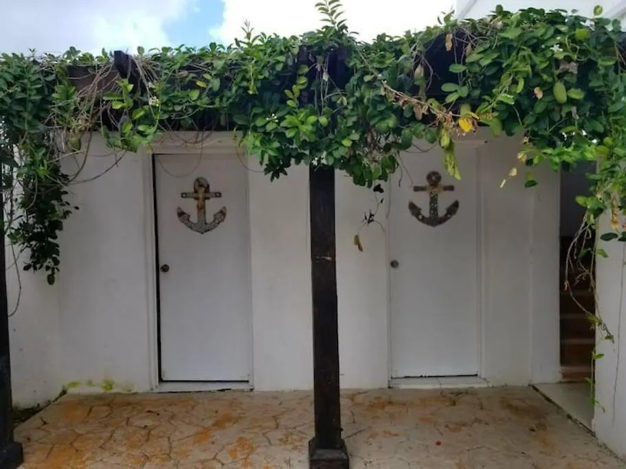 Playa Juan Dolio, Rd-Acceso Privado A La Playa Justo Al Frente En 1Ra Linea, Areas Sociales, Bbq, Piscina, Gazebos-Parqueo-Wifi-Netflix-Al Lado De Minimarket, Restaurantes, Bares, Tiendas, Clubes De Playa, Campos De Golf, Bancos Comerciales Y Mas Guayacanes 0*,