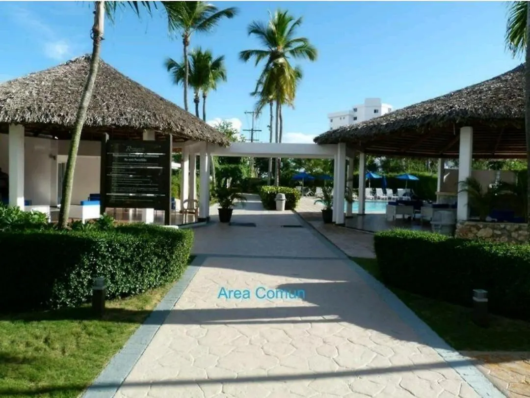 Playa Juan Dolio, Rd-Acceso Privado A La Playa Justo Al Frente En 1Ra Linea, Areas Sociales, Bbq, Piscina, Gazebos-Parqueo-Wifi-Netflix-Al Lado De Minimarket, Restaurantes, Bares, Tiendas, Clubes De Playa, Campos De Golf, Bancos Comerciales Y Mas Guayacanes 0*,  República Dominicana