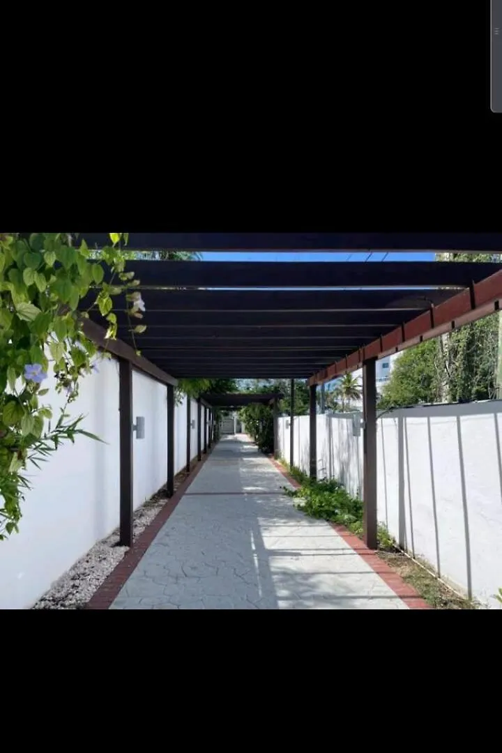 Apartamento Playa Juan Dolio, Rd-Acceso Privado A La Playa Justo Al Frente En 1Ra Linea, Areas Sociales, Bbq, Piscina, Gazebos-Parqueo-Wifi-Netflix-Al Lado De Minimarket, Restaurantes, Bares, Tiendas, Clubes De Playa, Campos De Golf, Bancos Comerciales Y Mas Guayacanes