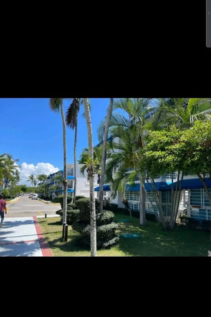 Playa Juan Dolio, Rd-Acceso Privado A La Playa Justo Al Frente En 1Ra Linea, Areas Sociales, Bbq, Piscina, Gazebos-Parqueo-Wifi-Netflix-Al Lado De Minimarket, Restaurantes, Bares, Tiendas, Clubes De Playa, Campos De Golf, Bancos Comerciales Y Mas Guayacanes Apartamento