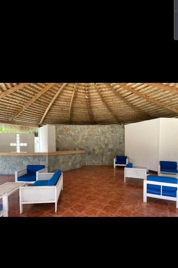 Playa Juan Dolio, Rd-Acceso Privado A La Playa Justo Al Frente En 1Ra Linea, Areas Sociales, Bbq, Piscina, Gazebos-Parqueo-Wifi-Netflix-Al Lado De Minimarket, Restaurantes, Bares, Tiendas, Clubes De Playa, Campos De Golf, Bancos Comerciales Y Mas Guayacanes Apartamento